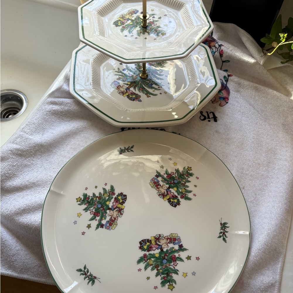 Nikko Ceramics Holiday Tiered Serving Tray with Green and Gold Accents